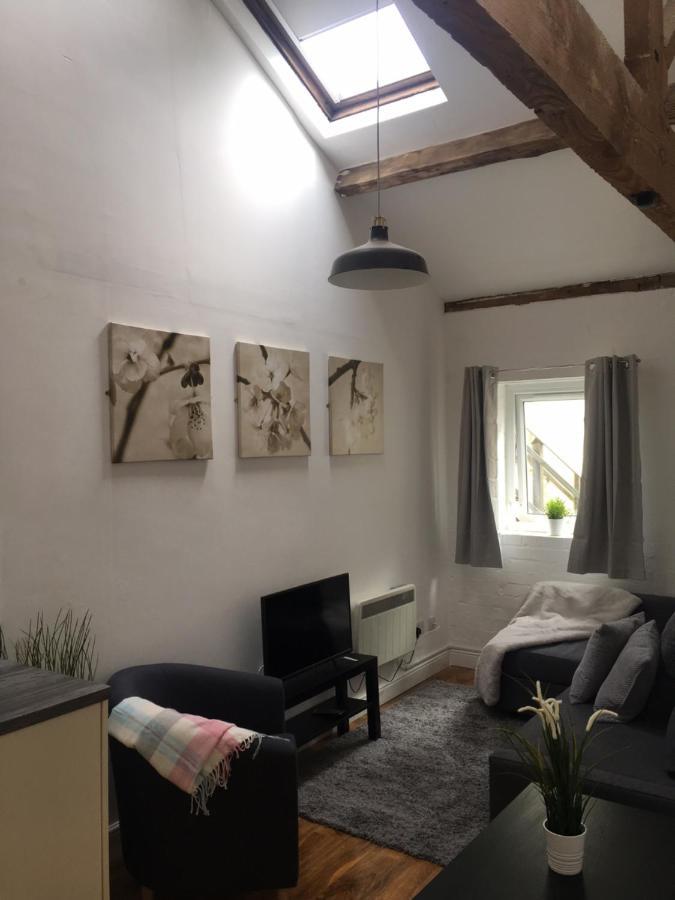 The Thornham Apartment Лестър Екстериор снимка
